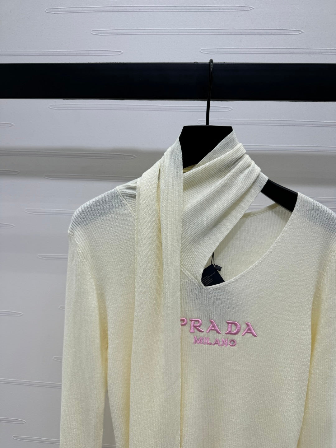 25 Early Autumn New Irregular Neck Knitted Long Sleeve Top