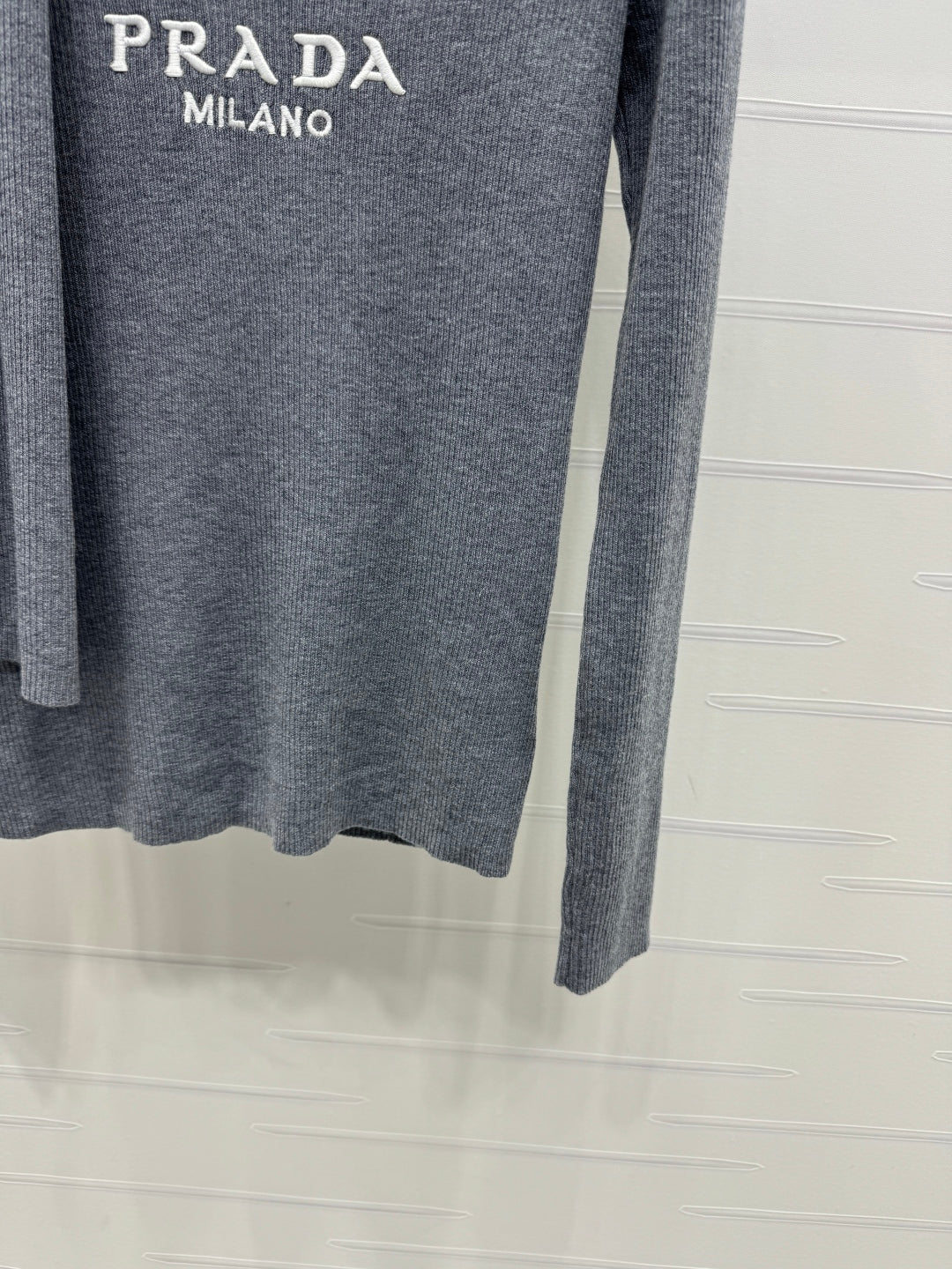 25 Early Autumn New Irregular Neck Knitted Long Sleeve Top