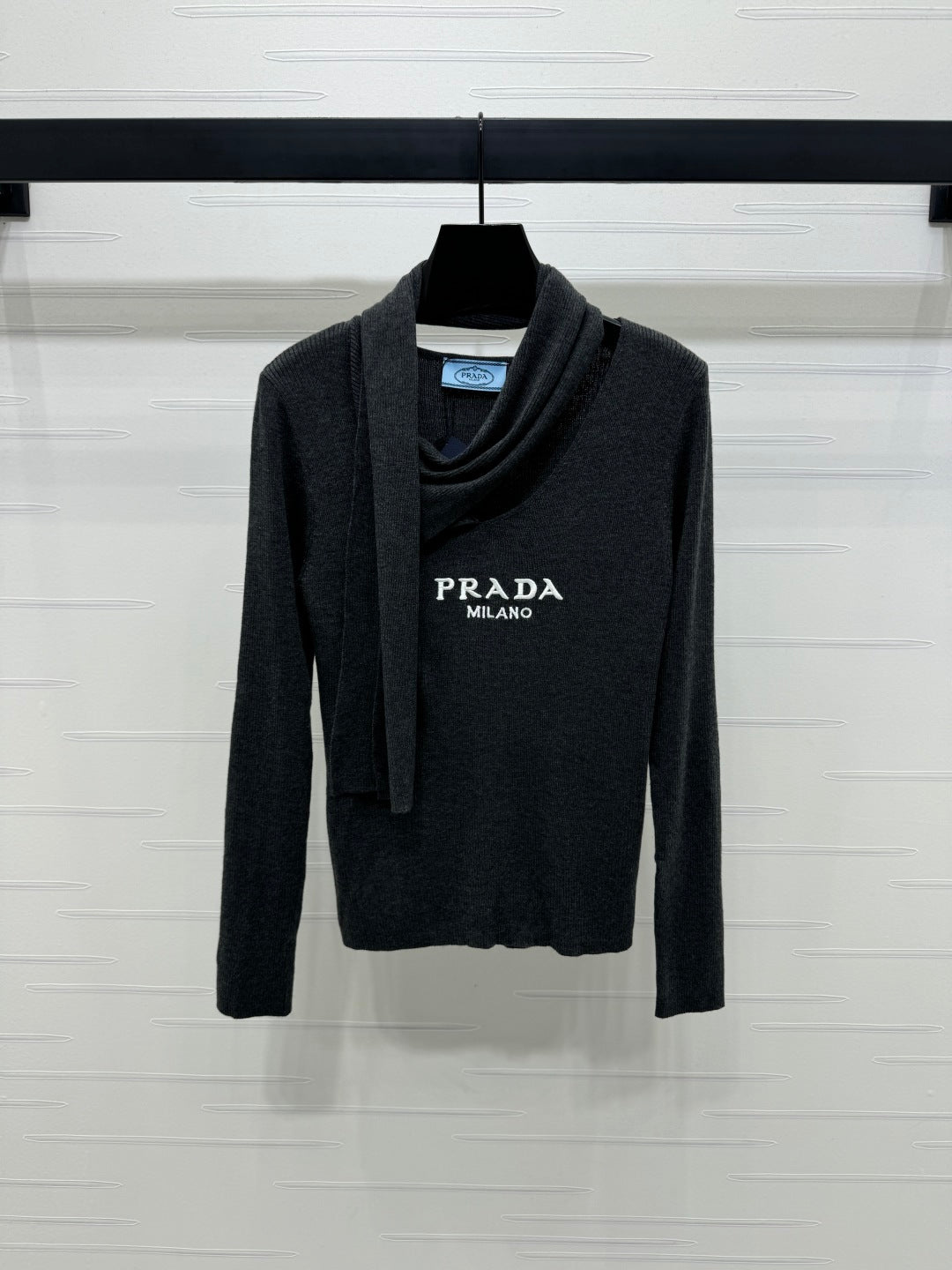 25 Early Autumn New Irregular Neck Knitted Long Sleeve Top