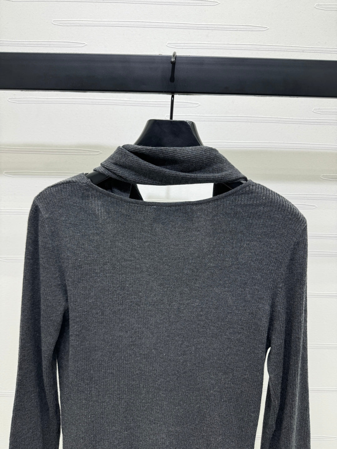25 Early Autumn New Irregular Neck Knitted Long Sleeve Top
