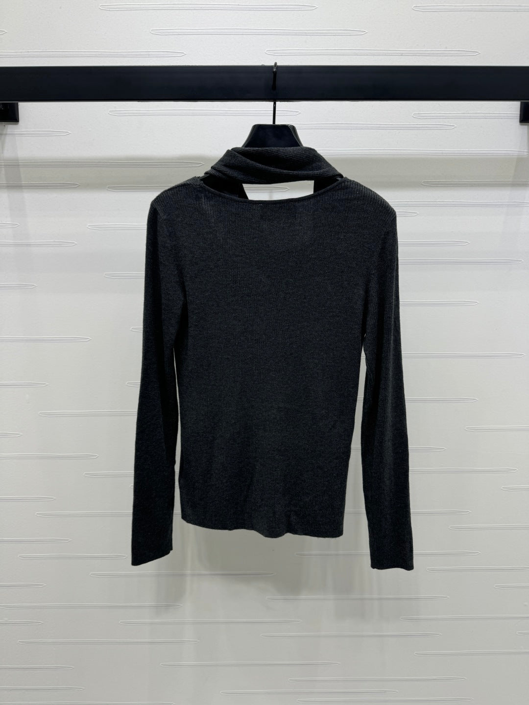25 Early Autumn New Irregular Neck Knitted Long Sleeve Top