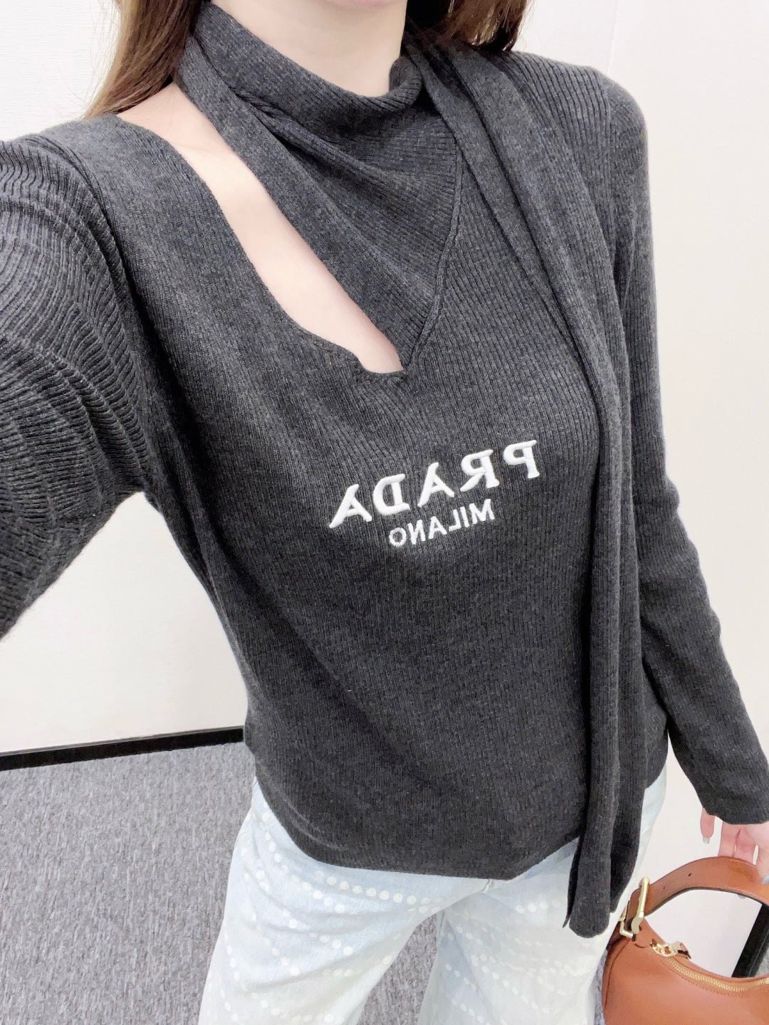 25 Early Autumn New Irregular Neck Knitted Long Sleeve Top