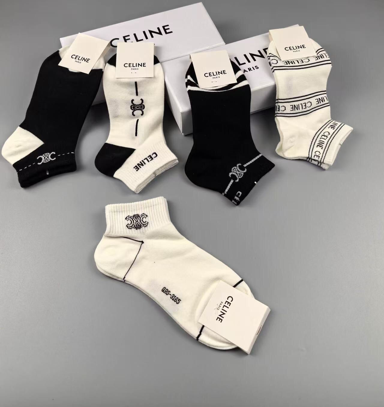 New jacquard letter socks