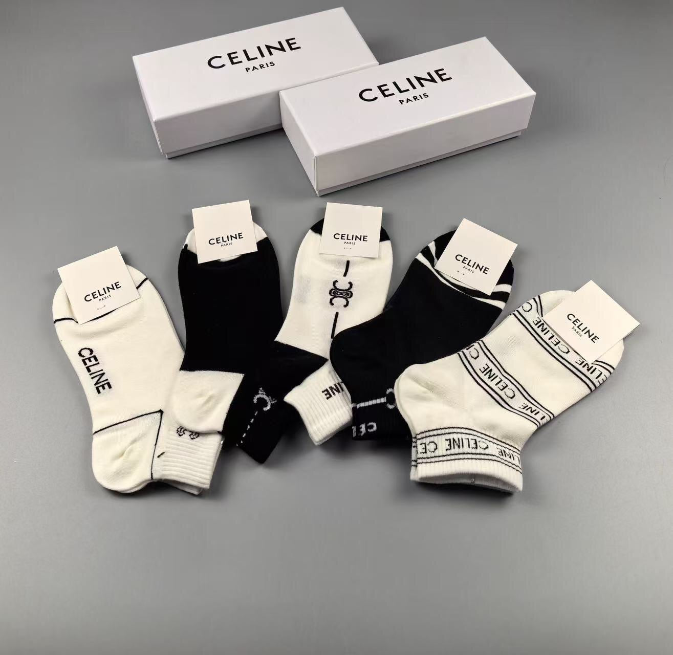New jacquard letter socks
