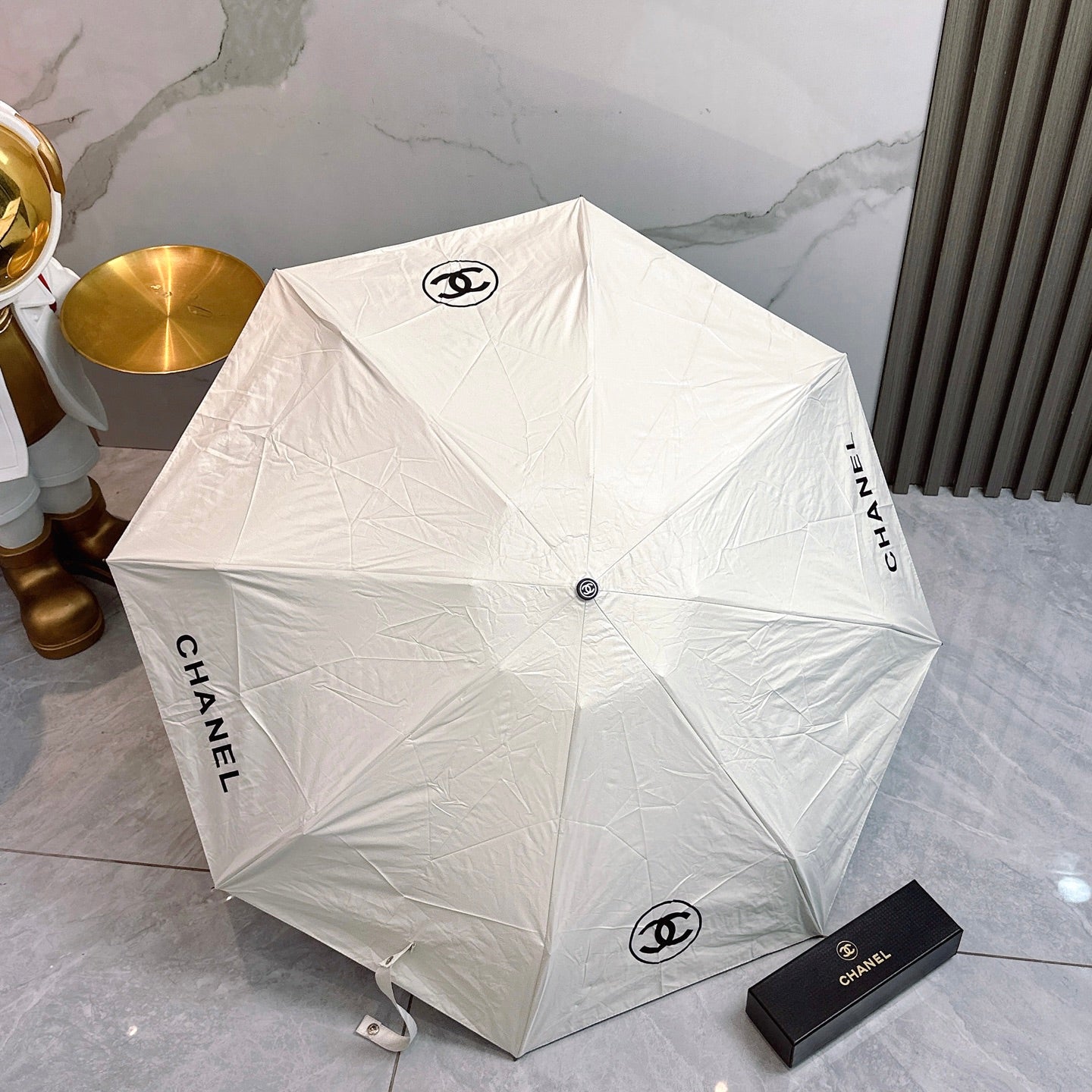 New style pearl handle with leather umbrella cover folding umbrella