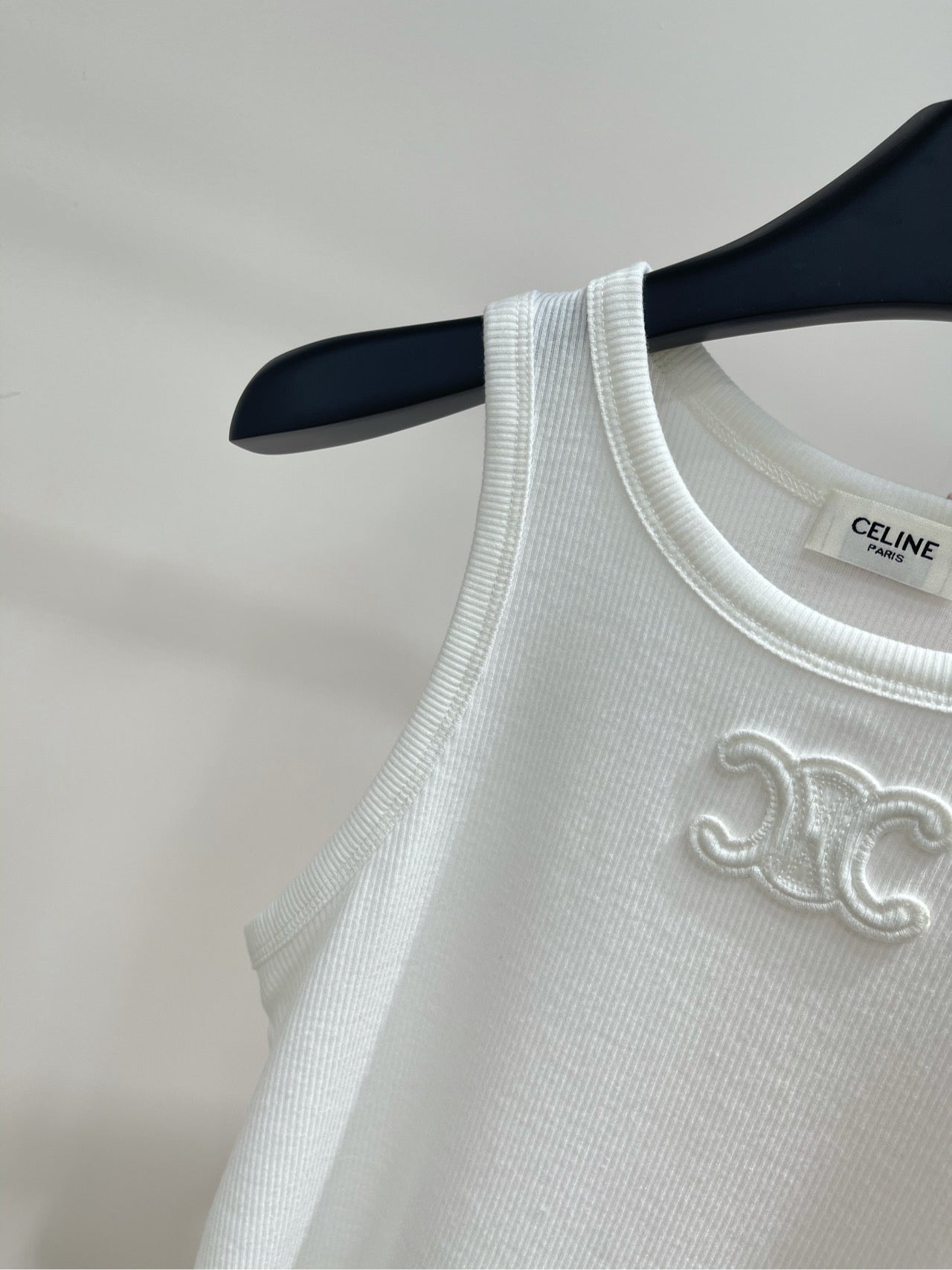 Classic tricolor logo vest