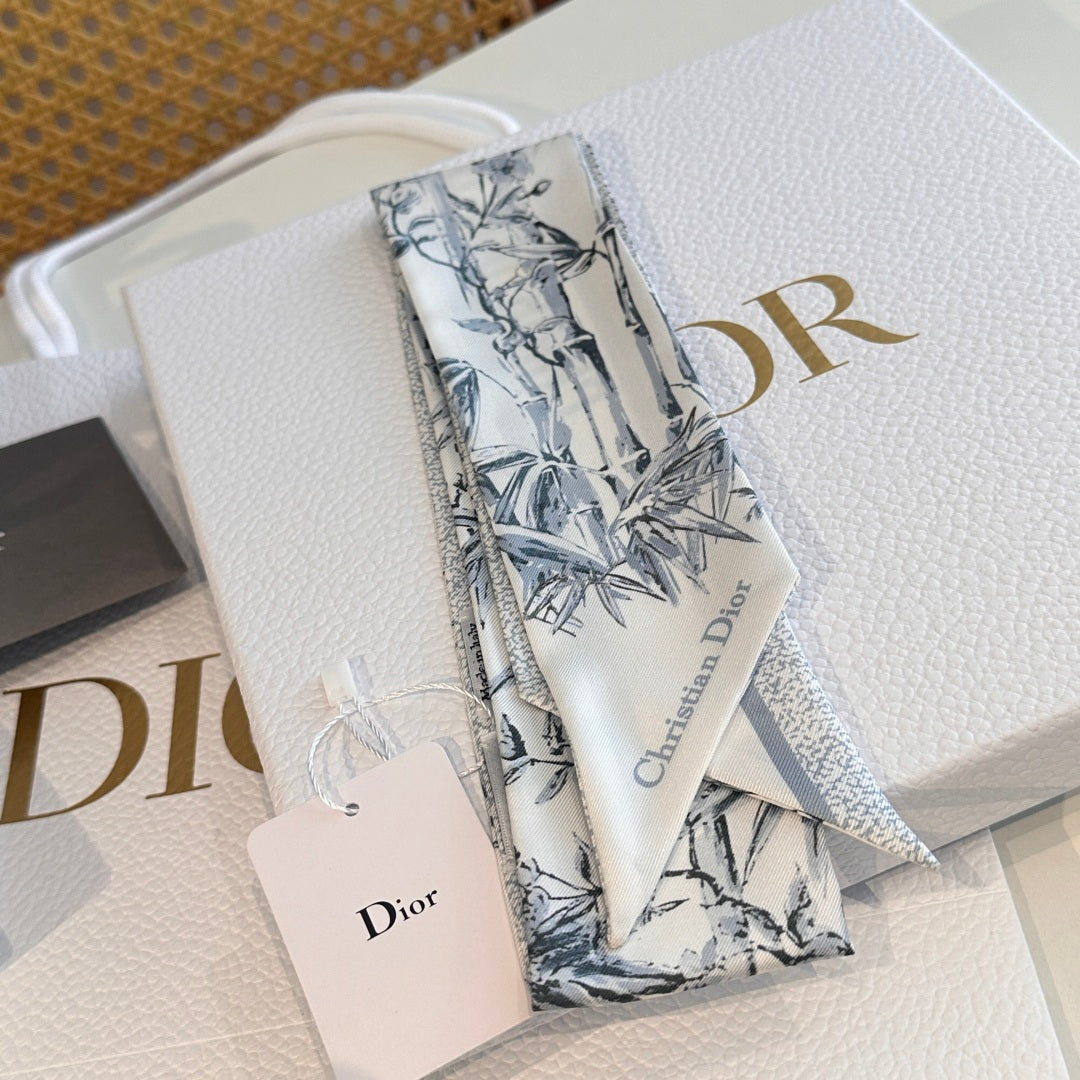 New classic printed silk scarf