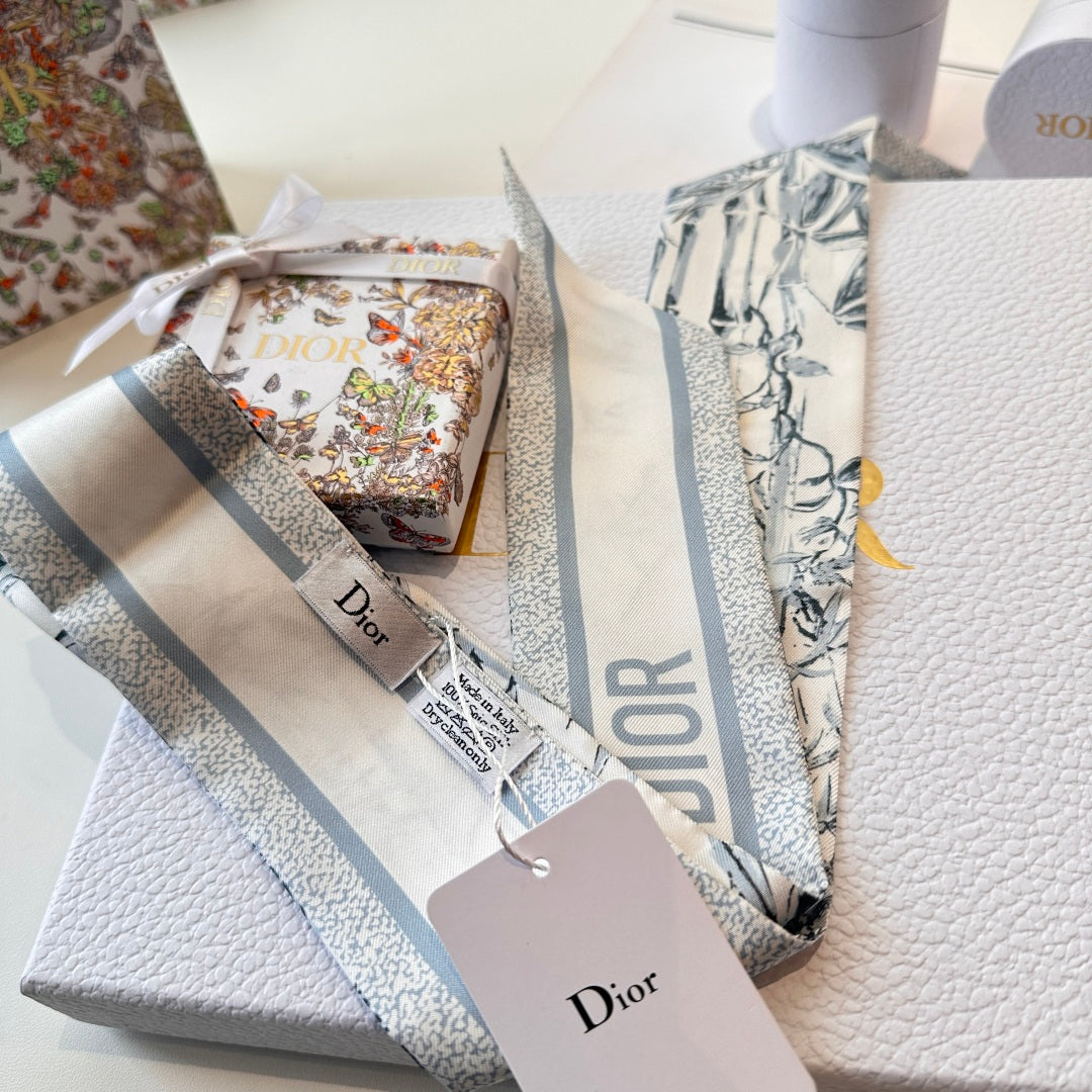 New classic printed silk scarf