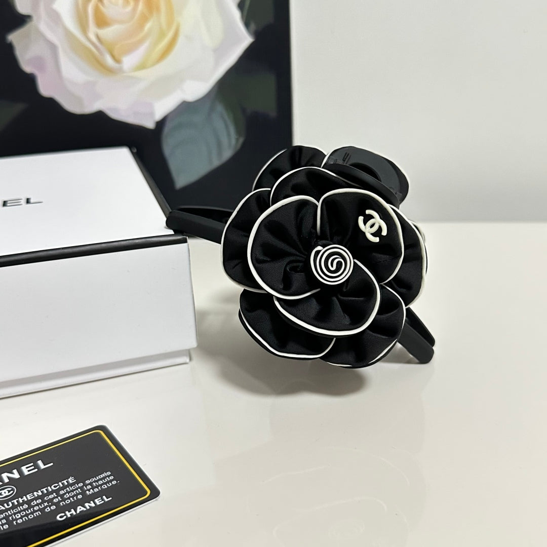 Camellia Vintage Hardware Grip
