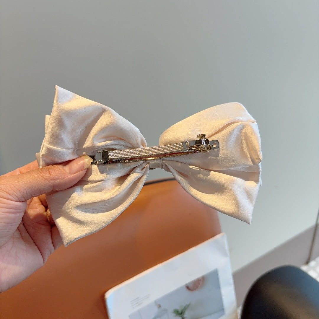 New bow clip
