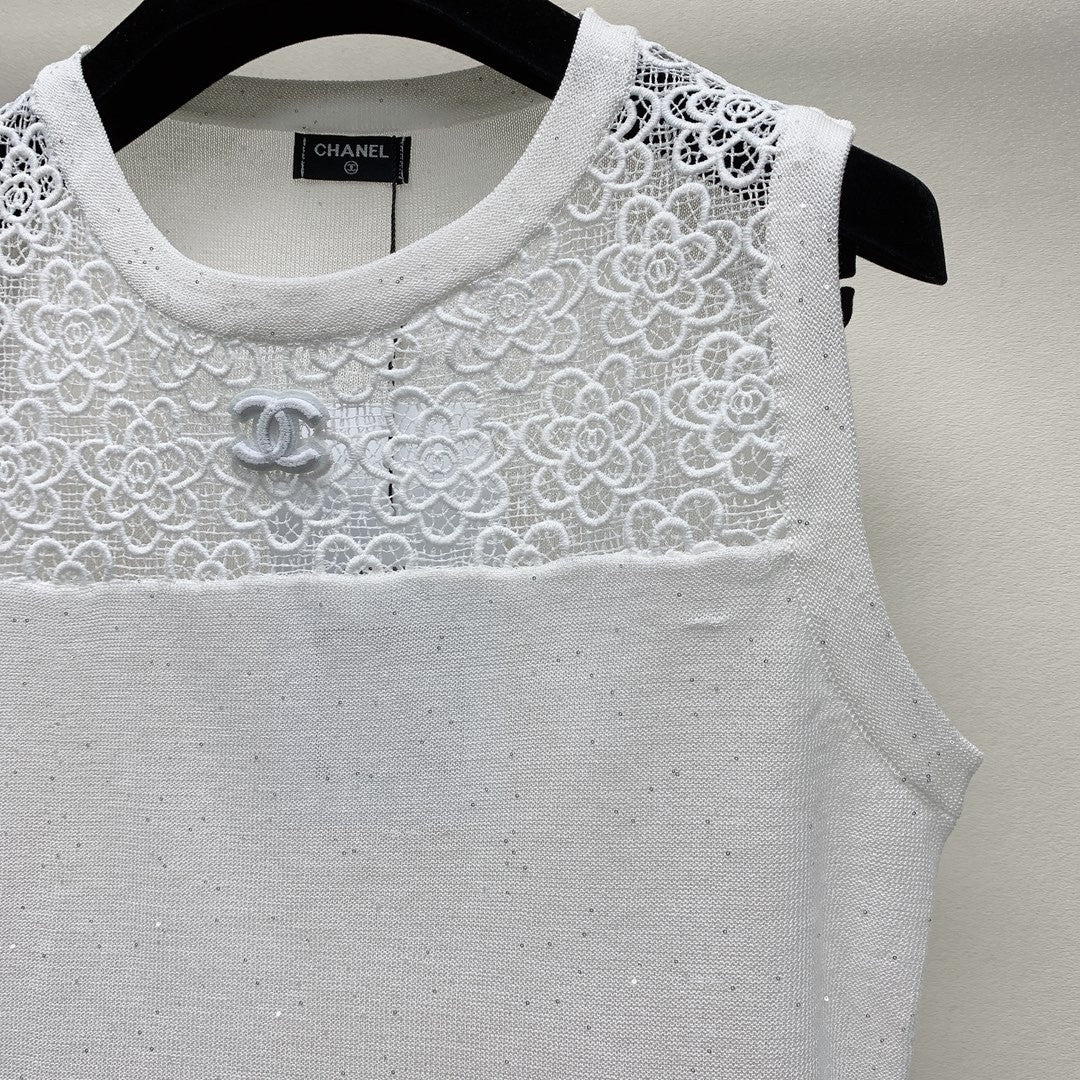 C 25 Patchwork Lace Crochet Vest