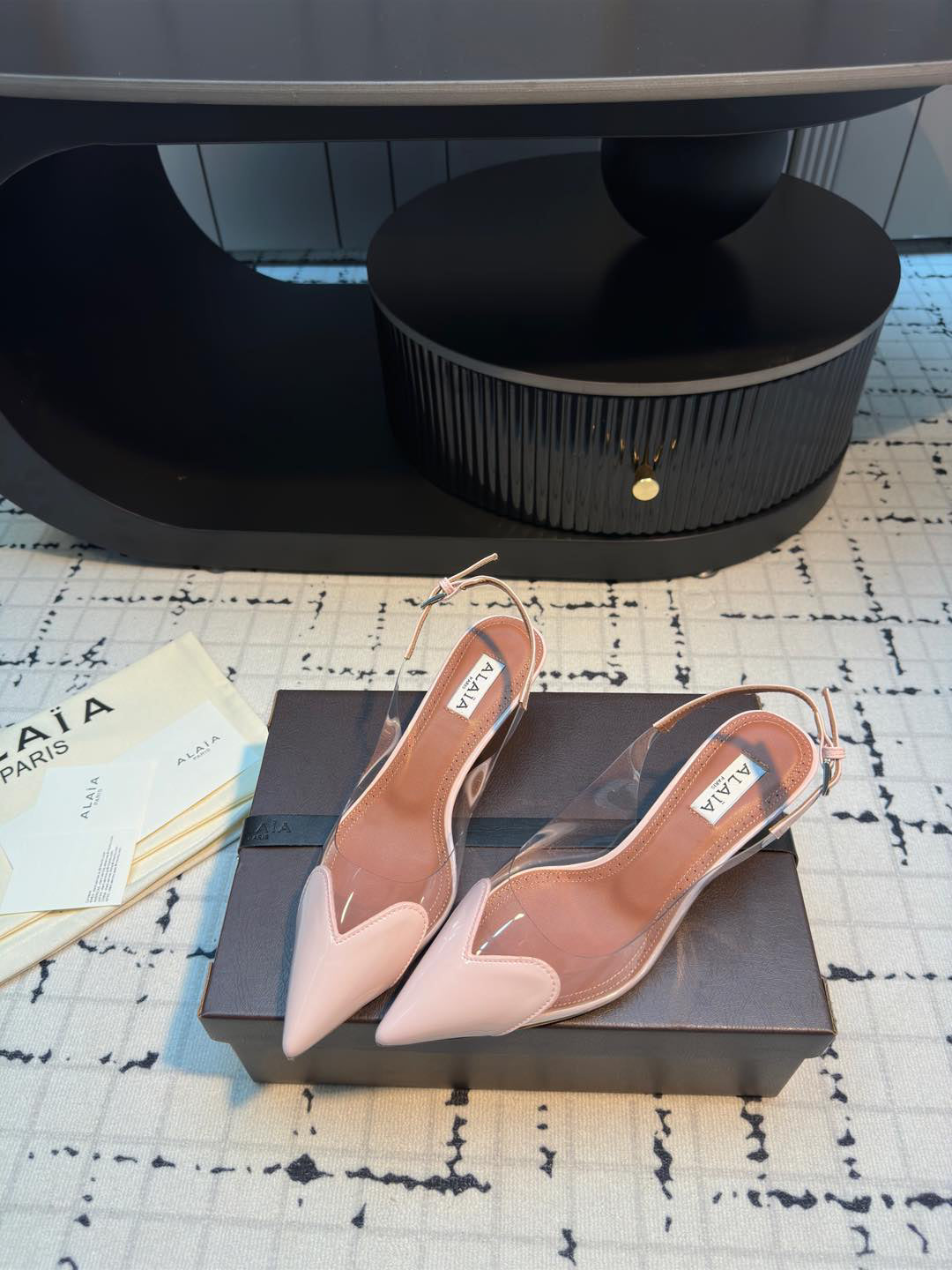 25 Bright patent leather high heels