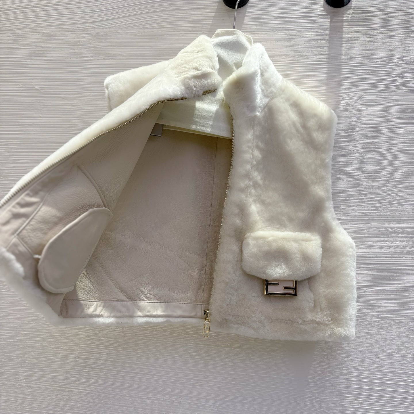 Fi 25 Merino fur vest