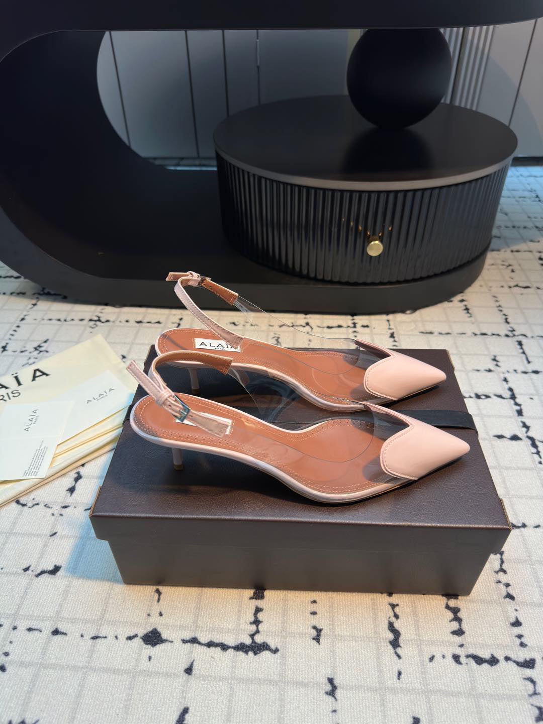 25 Bright patent leather high heels