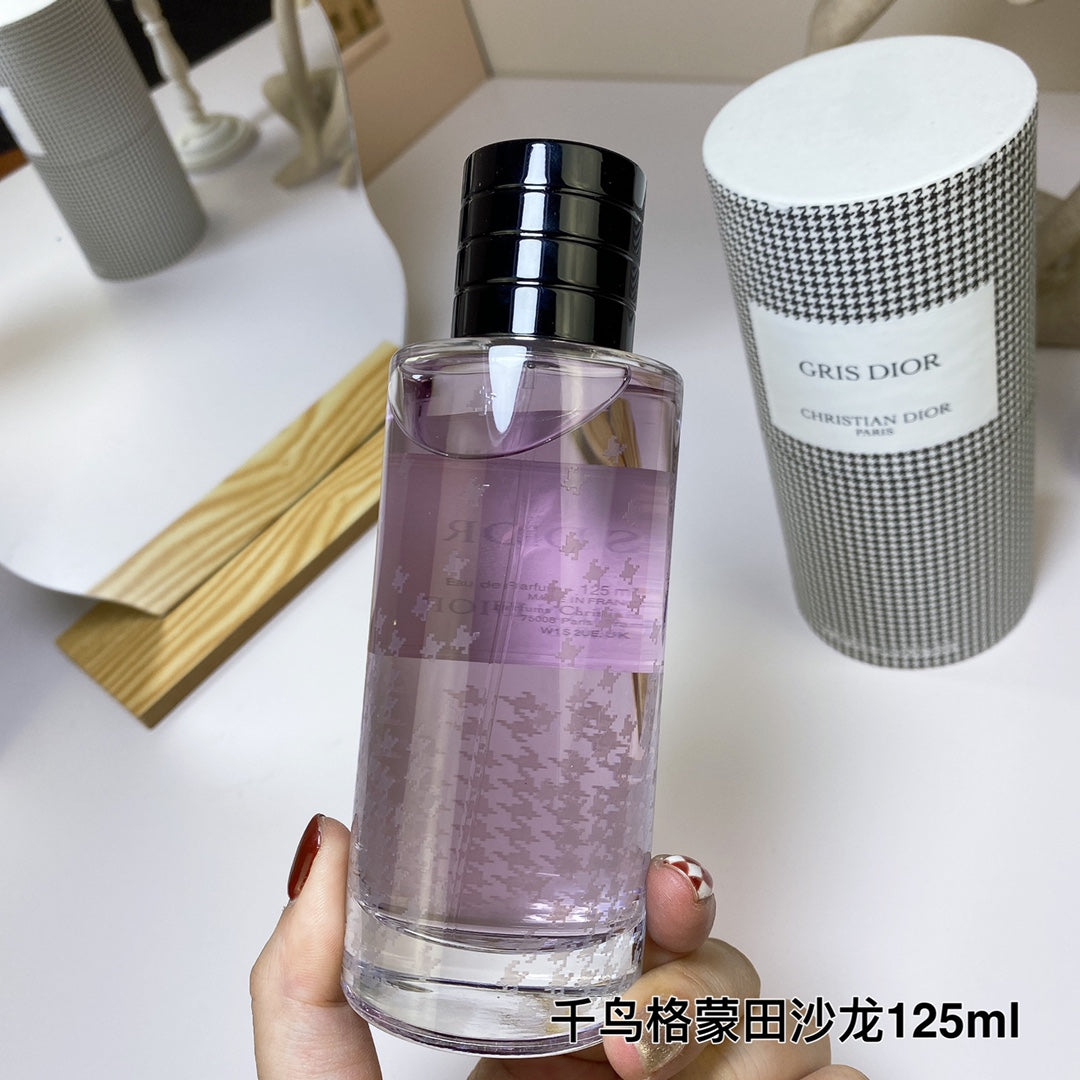 D Houndstooth Montaigne Salon Eau de Parfum 125ml