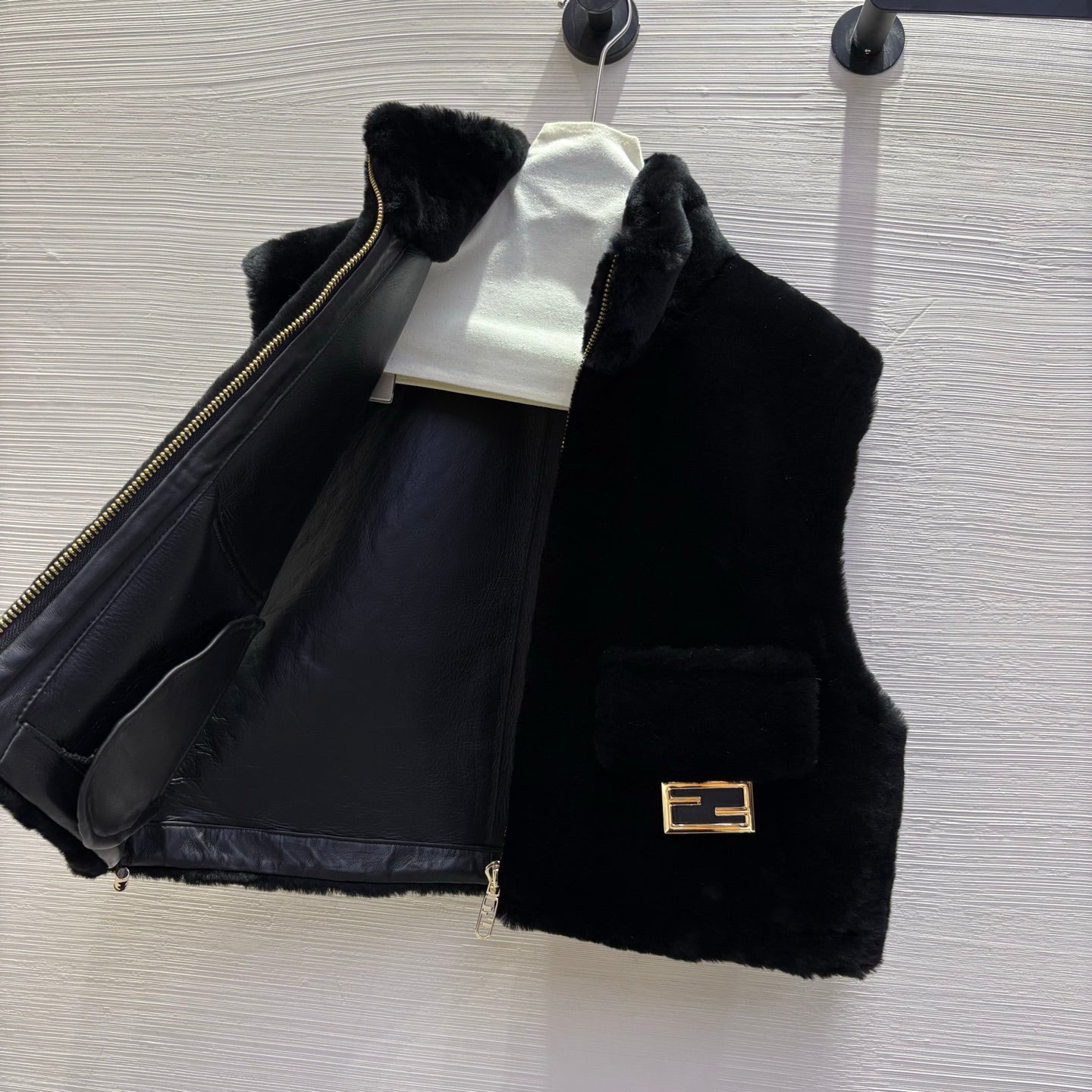 Fi 25 Merino fur vest