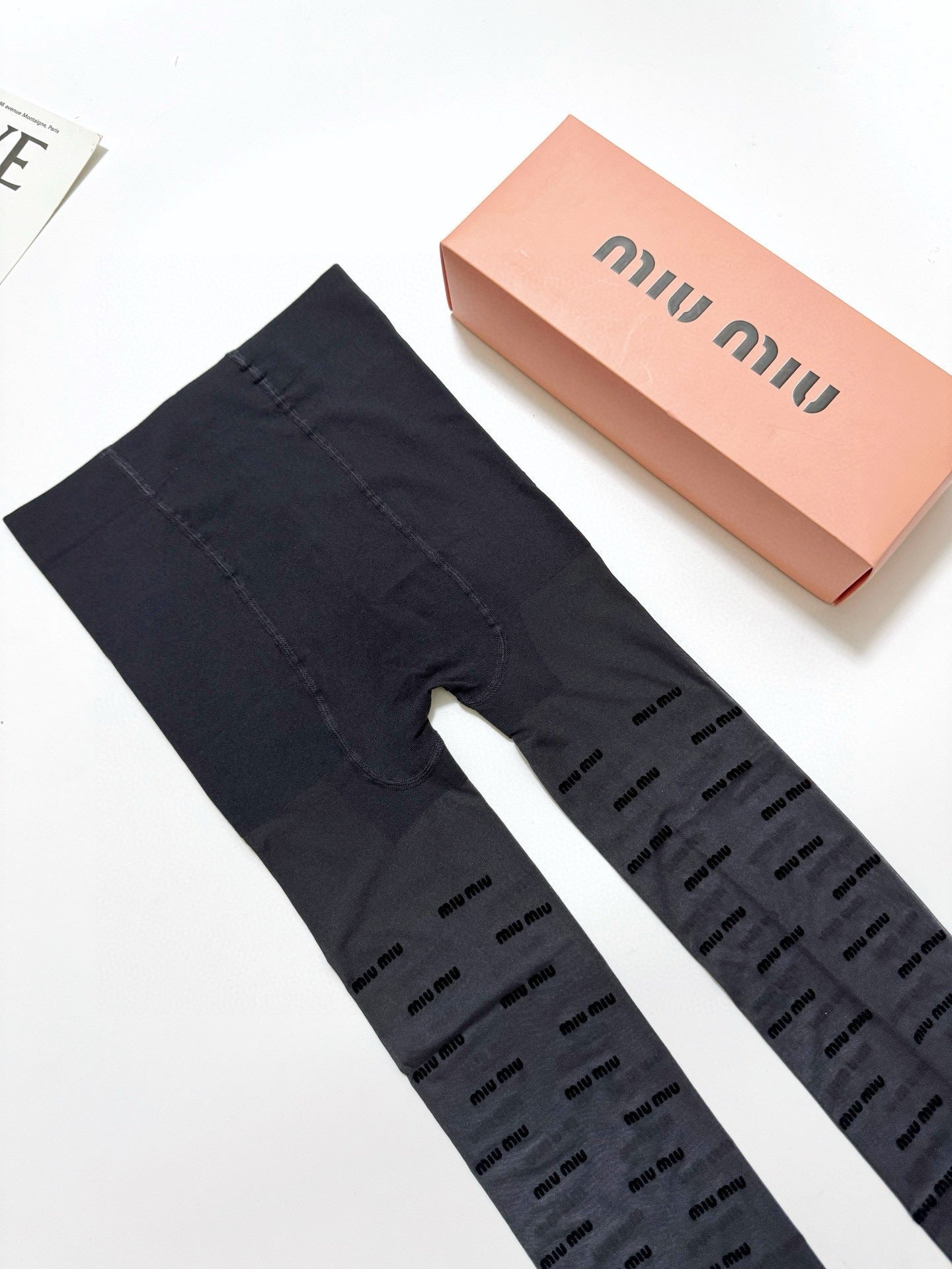 M Classic flocked letter stockings
