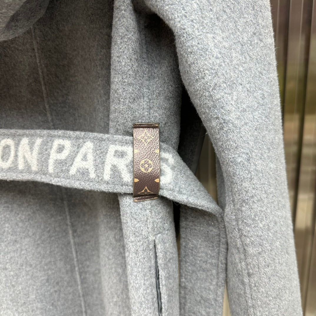 L 25 Classic wool coat