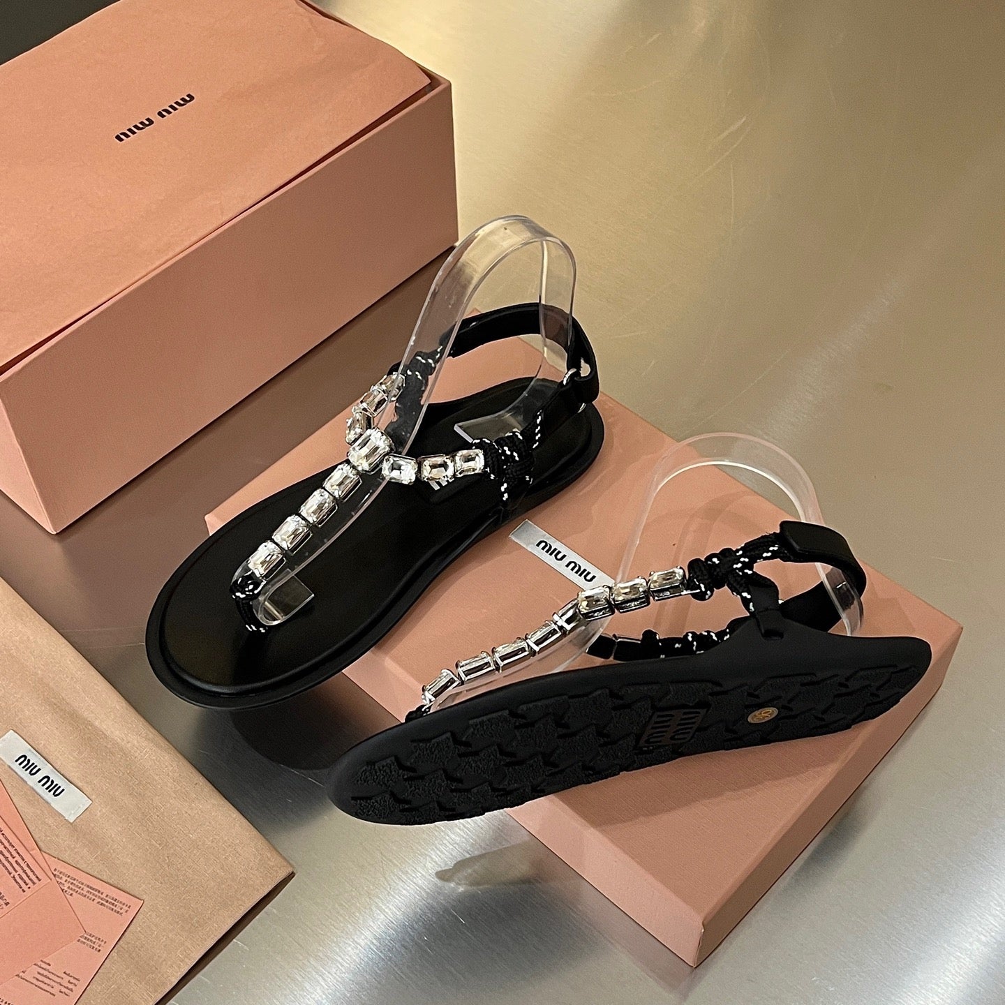Mi 25 Diamond chain sandals