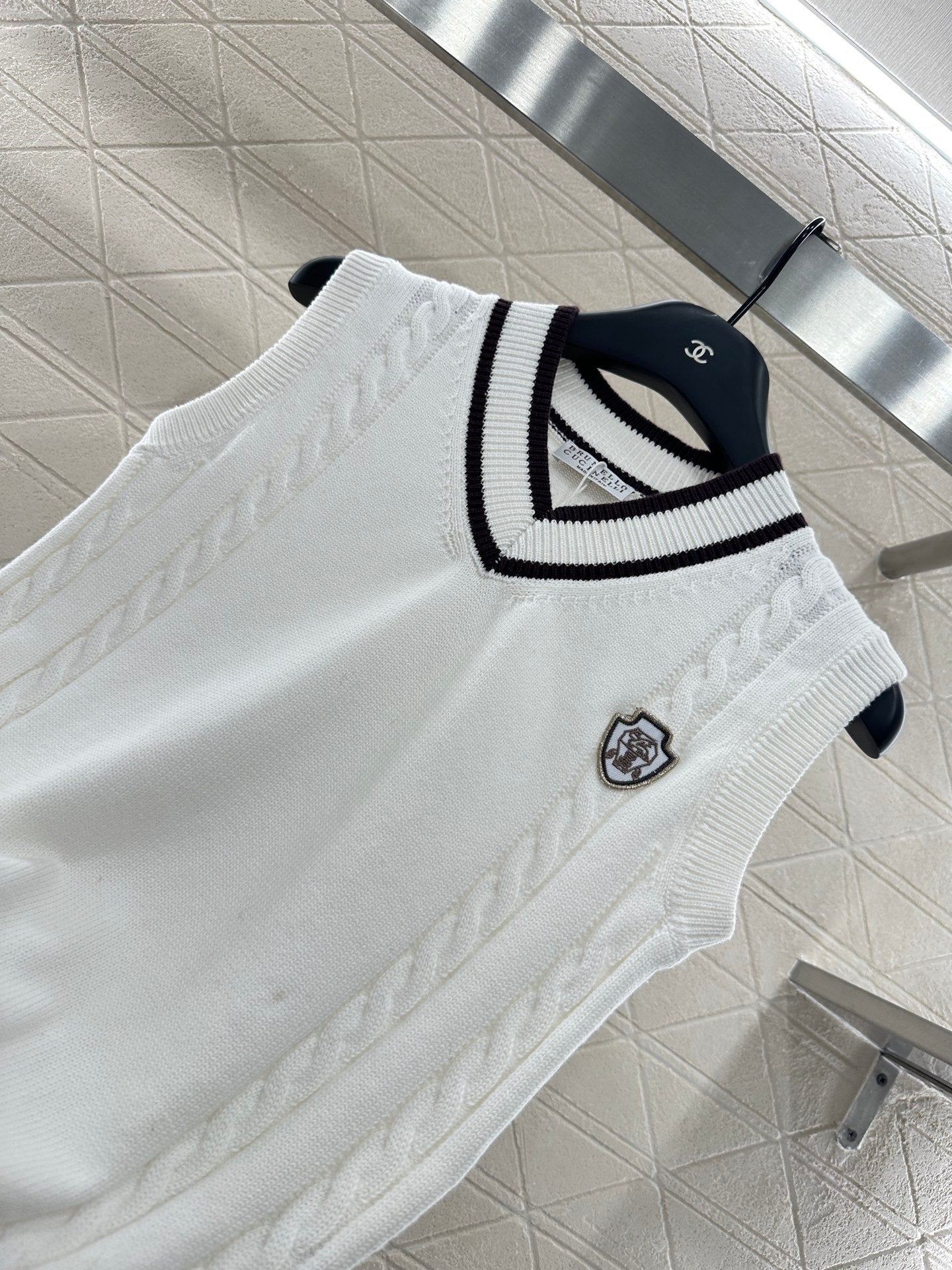 Bru 25 Tennis series knitted vest