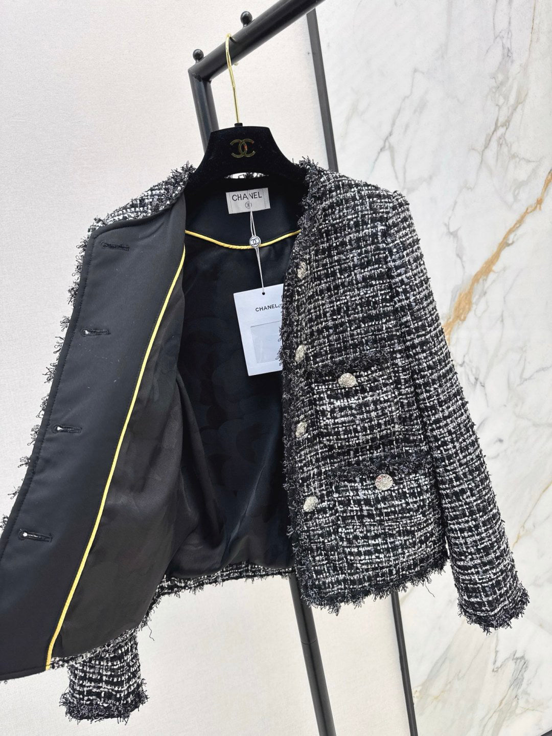 C 25 Tweed jacket with trim