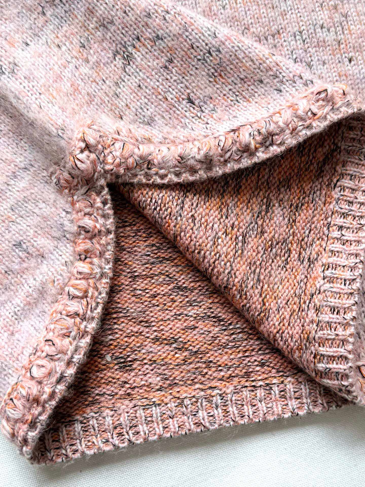 C 25B Pink-dyed cashmere skirt with baby collar