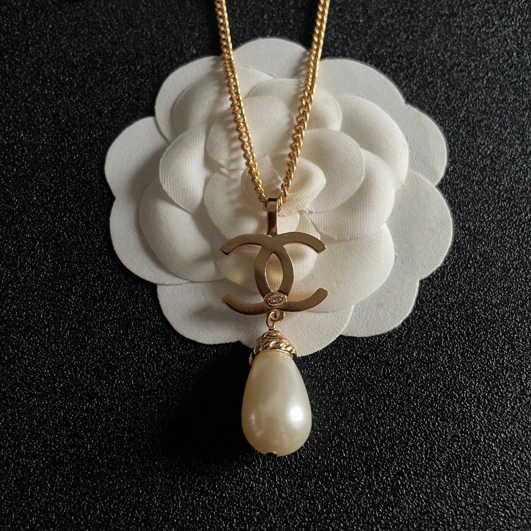 C 25 Pearl Necklace
