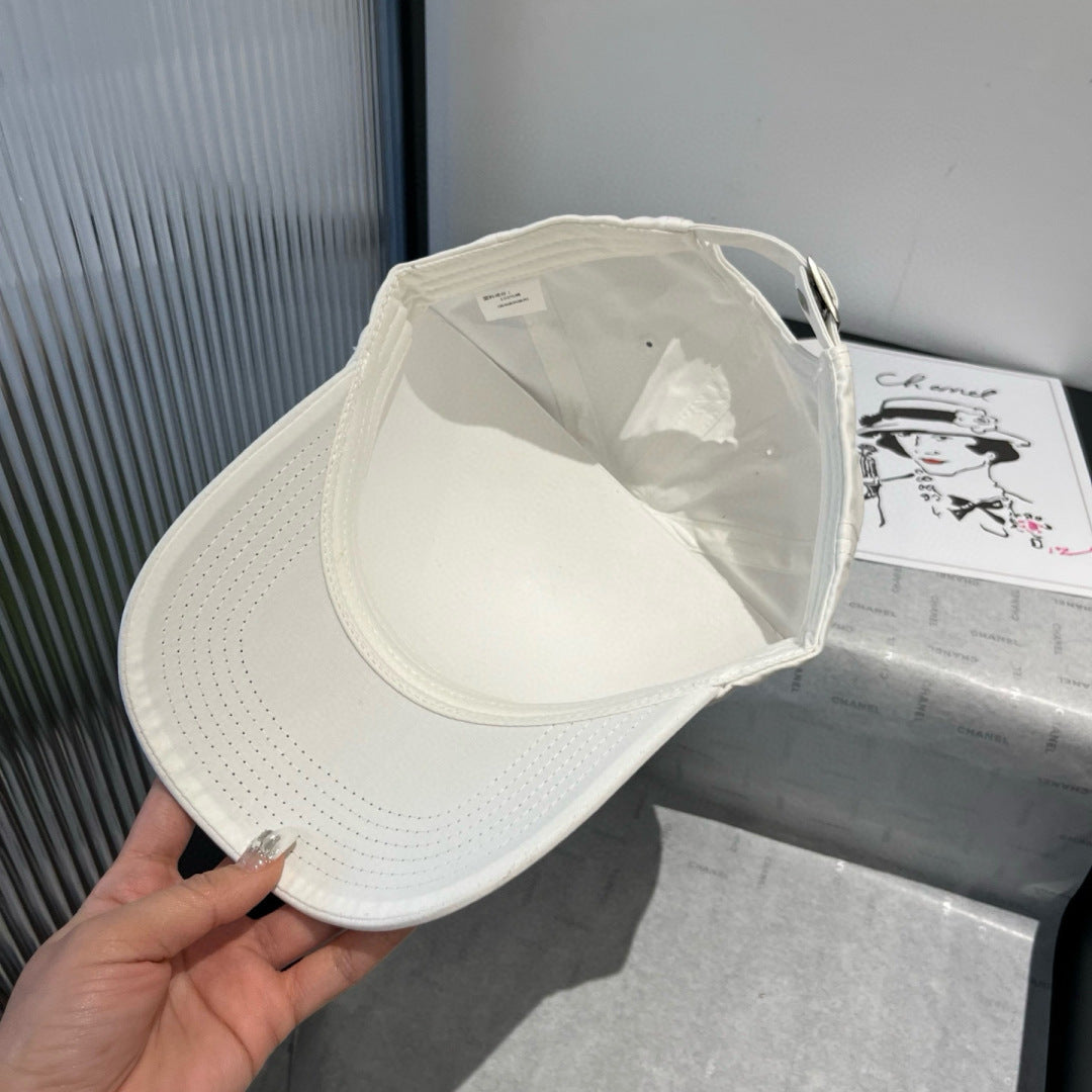 M baseball cap
