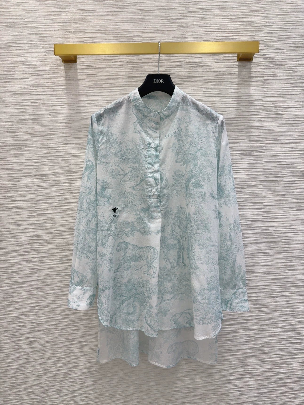 D 25 Nouvelle chemise à manches longues avec imprimé animal de la jungle