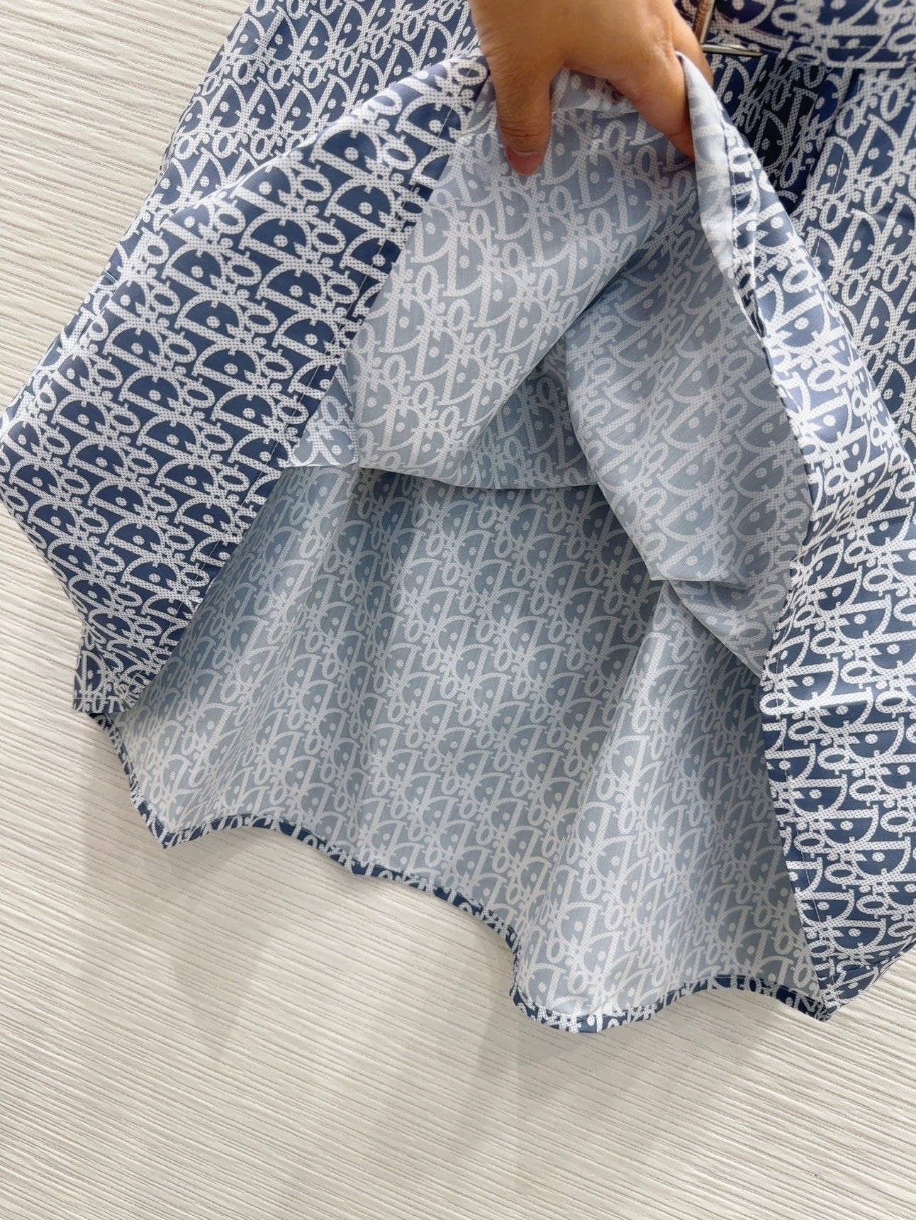 d 25 New Letter Printed Bee Embroidery Belt Short Sleeve Dresses