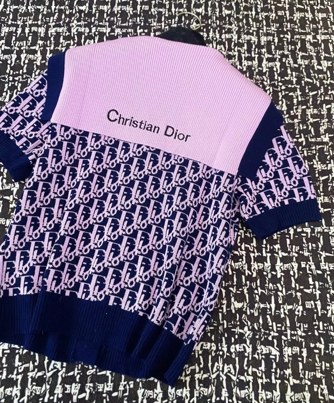 D 25 New Color Block Letter Single Breasted Navy Neck Short Sleeve Knit Top