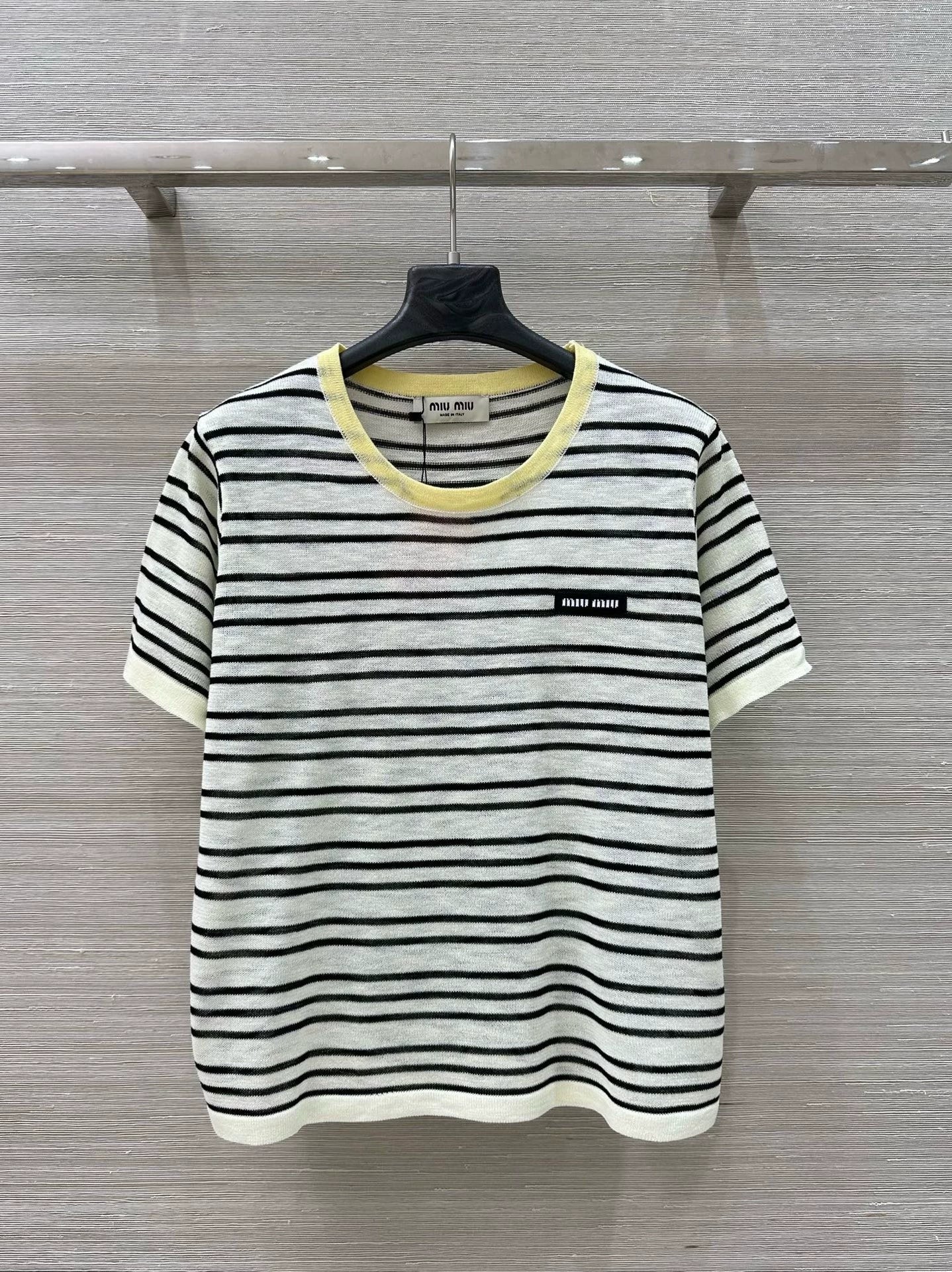 M 25 Striped Knit Short Sleeve Top