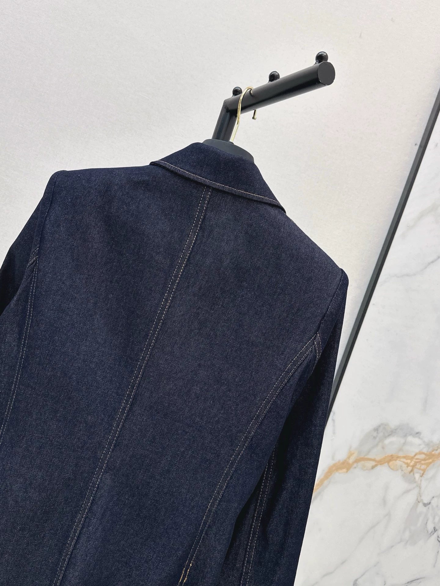 L 25 Spring/Summer New Denim Blazer