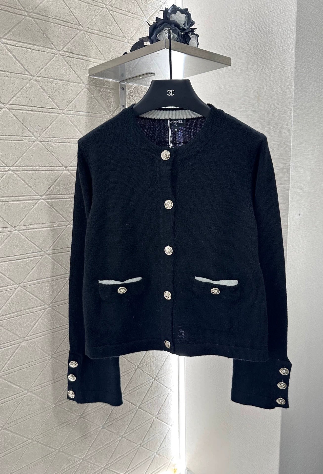 C 25 Knitted long-sleeved cardigan(beigi,pink,black)