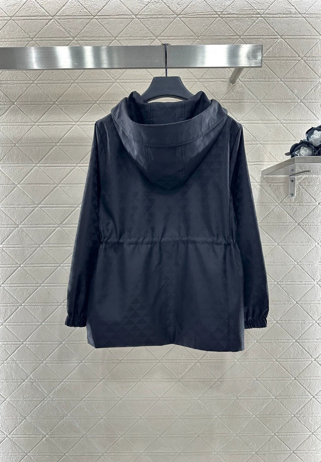 Pr 25 Hooded mid-length coat