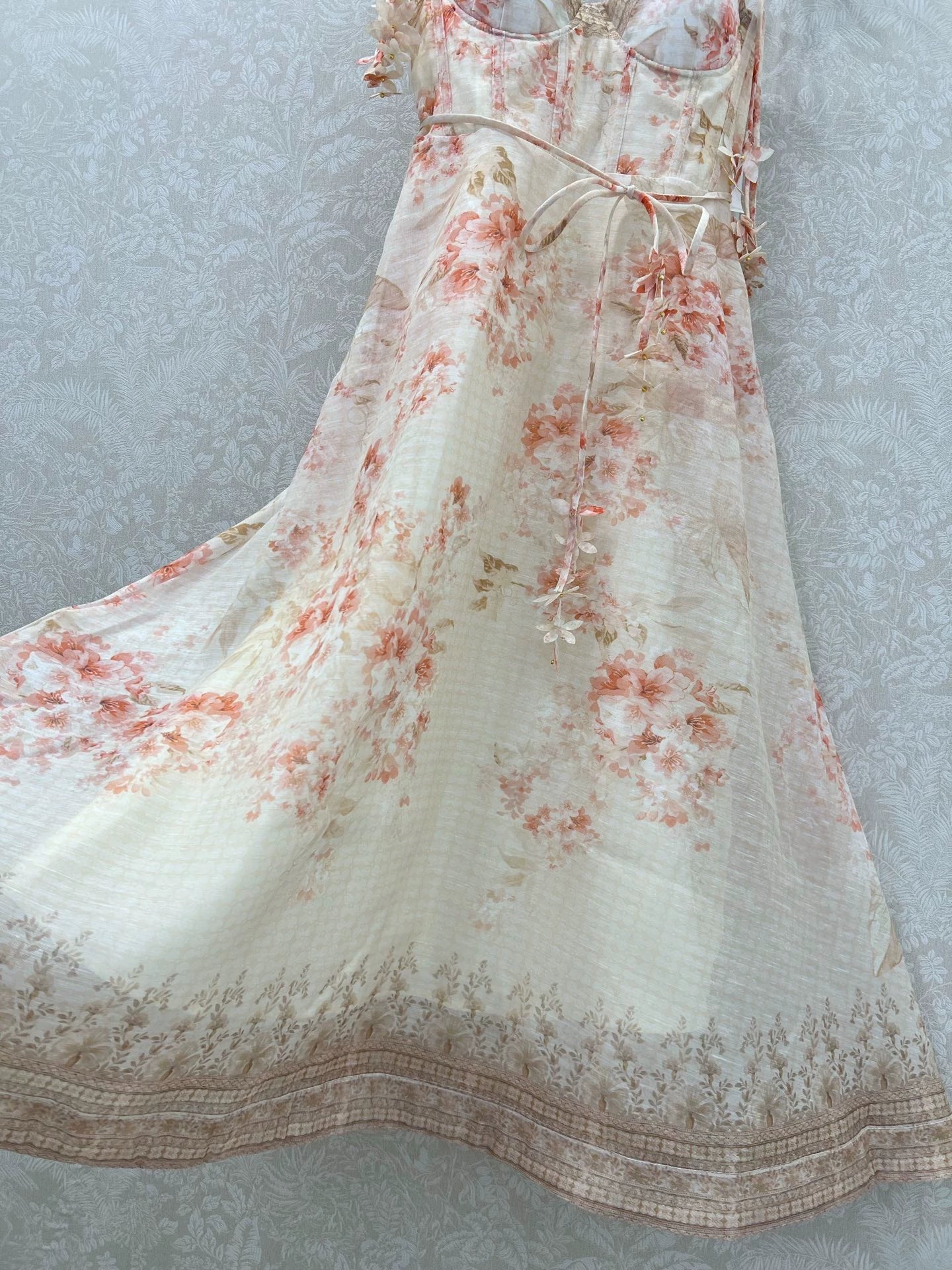 Z 25 New Flower Cluster Printed Halter Dresses