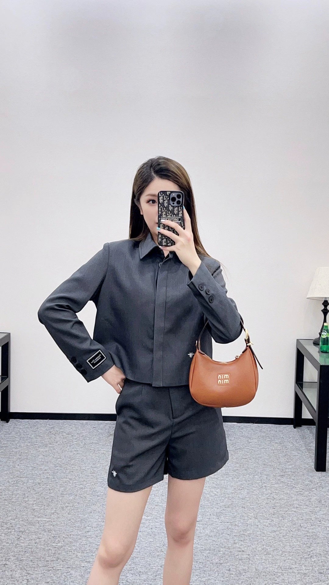 Di 25 Lapel suit belt shorts suit