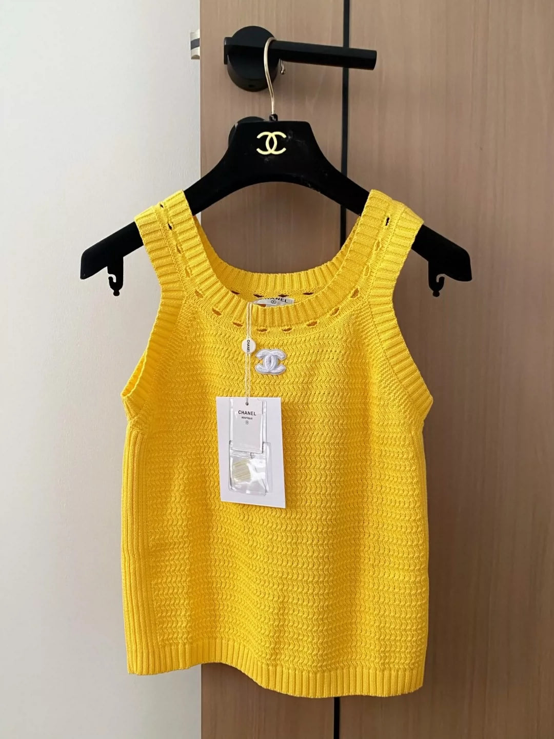 C 25 New Classic Simple Knit Vest