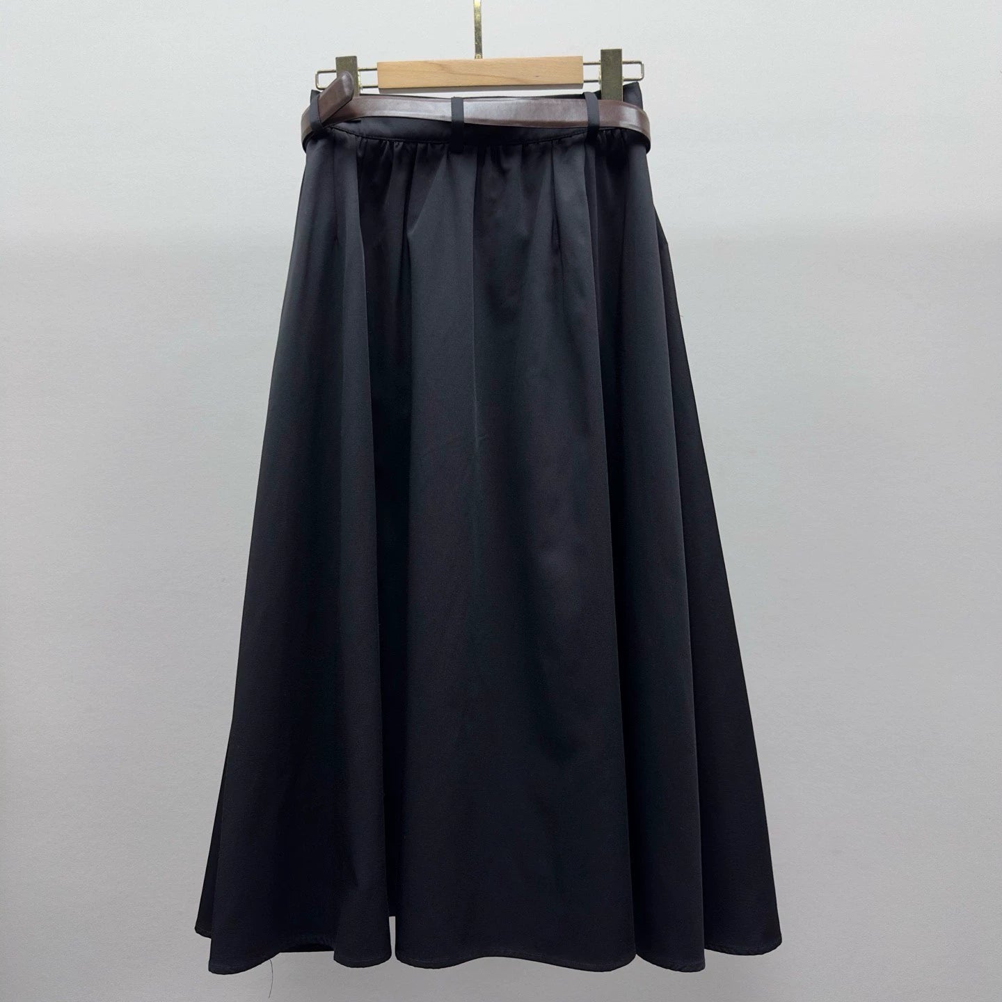 p 25 New Workwear Halter Skirt(black 、khaki)