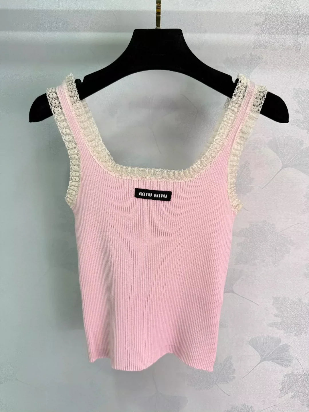 M 2025 Summer New Arrival Lace Trim Knitted Vest
