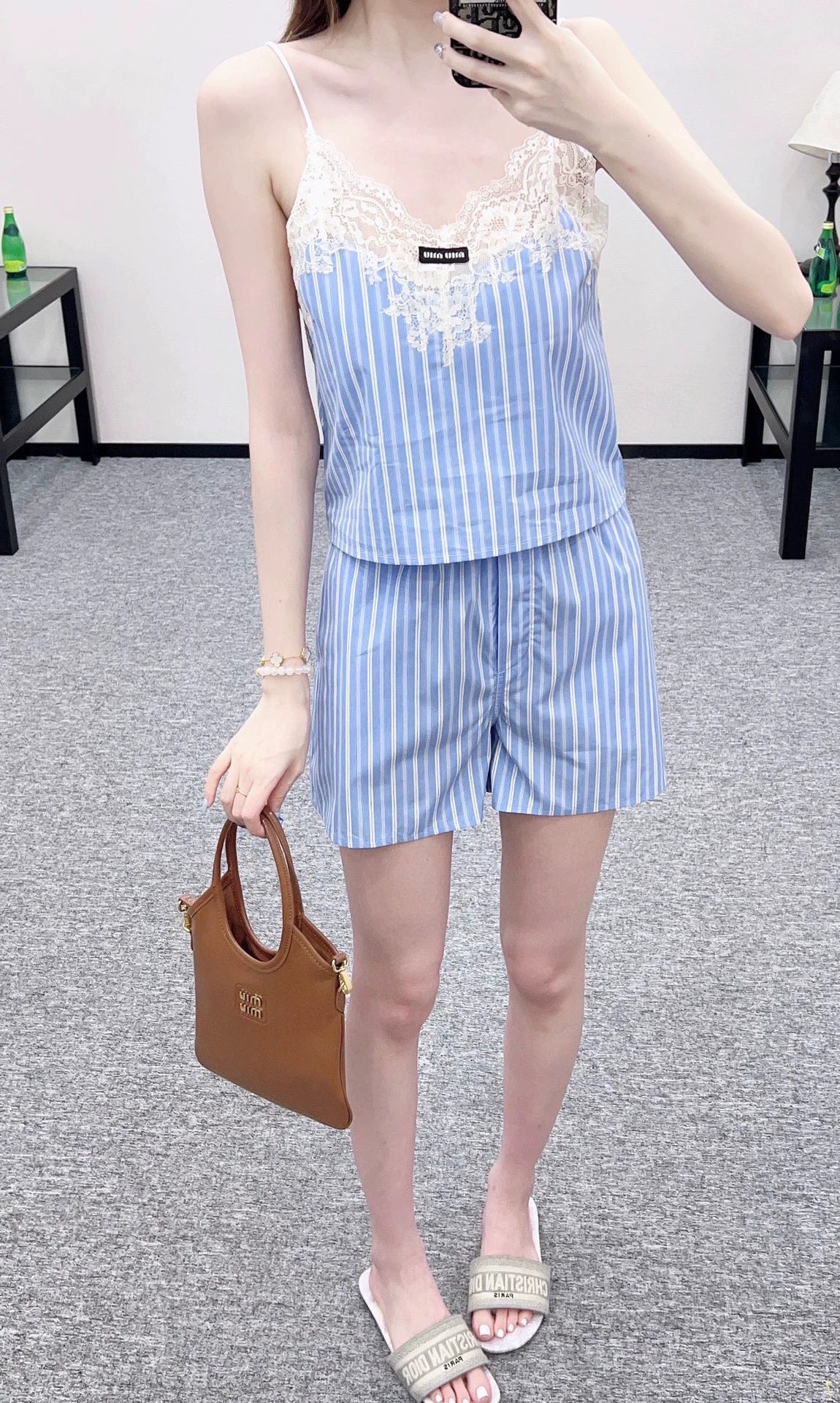 M 25 Lace suspender shorts set