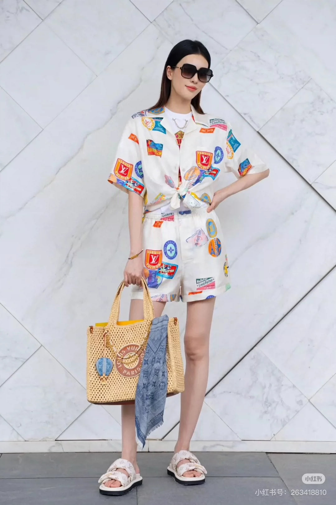 L 25 New Poster Badge Print Printed Silk Short Sleeve Shirt!