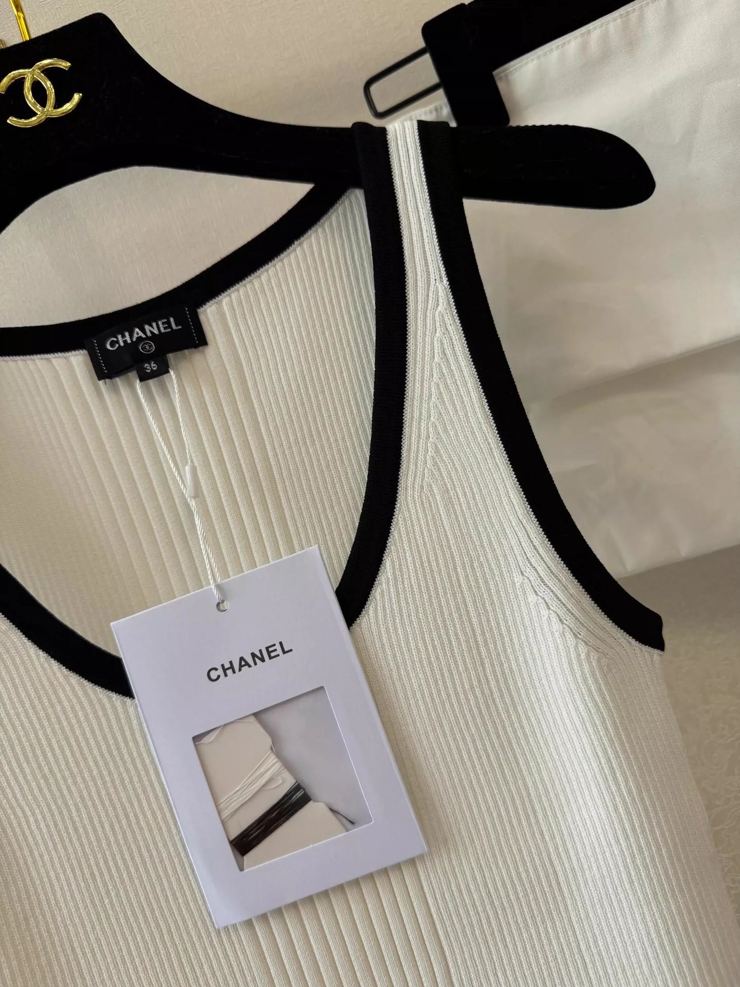 C 25 Spring and Summer New Short Sleeve Knitted Vest
