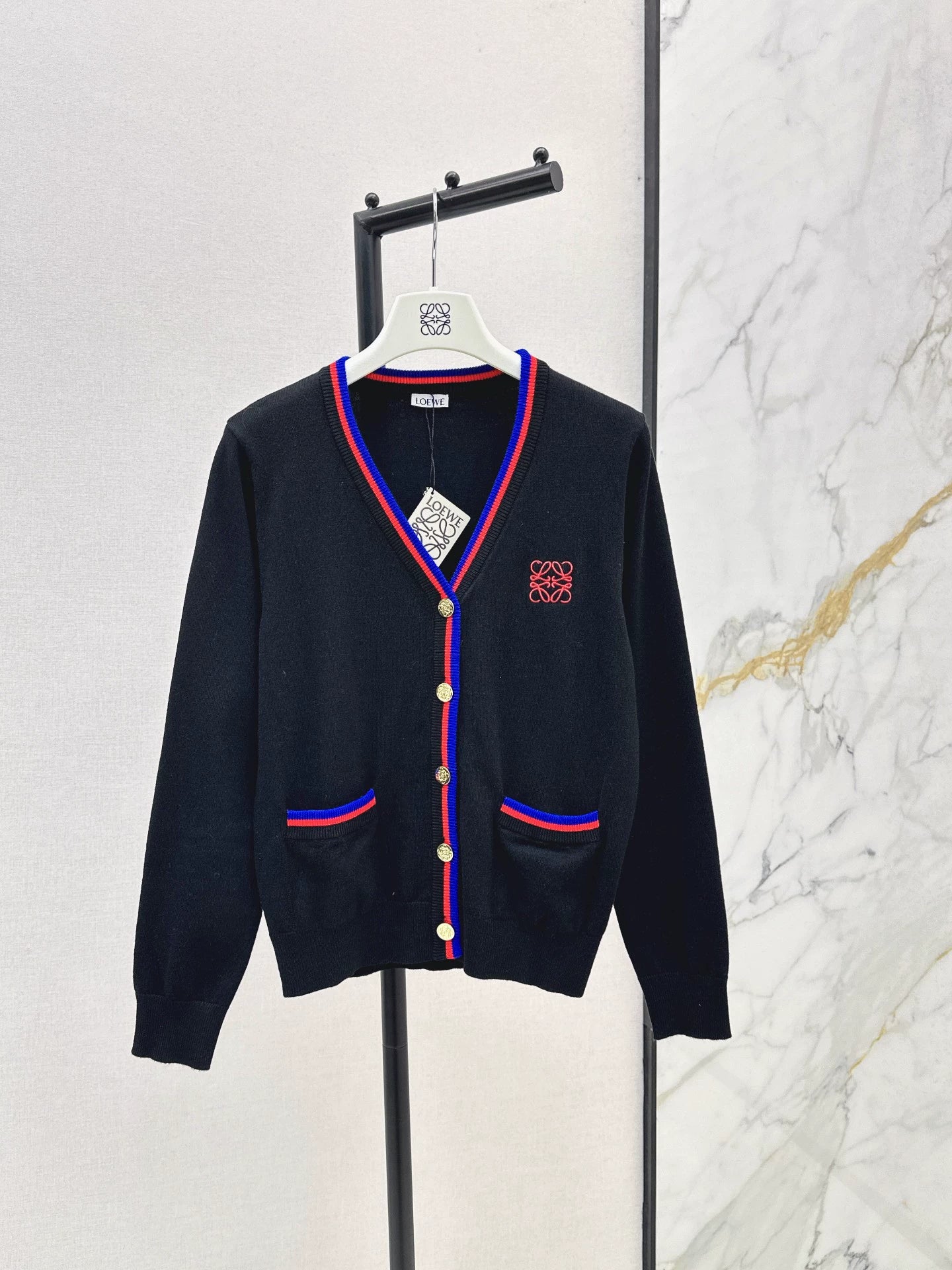 Lo 25 Embroidered decorative cardigan