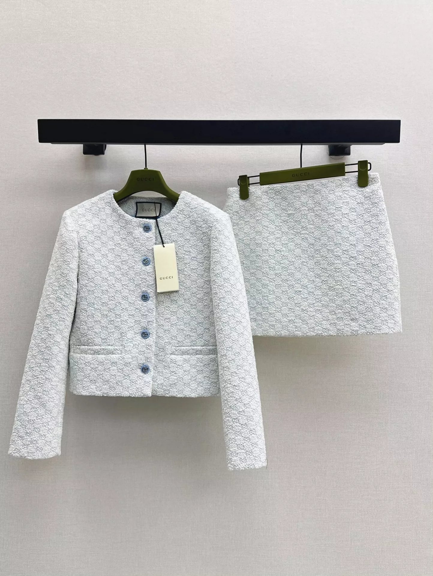 G 25 Autumn and Winter New Lady Temperament Suit Braided Round Neck Jacket + Skirt Suit