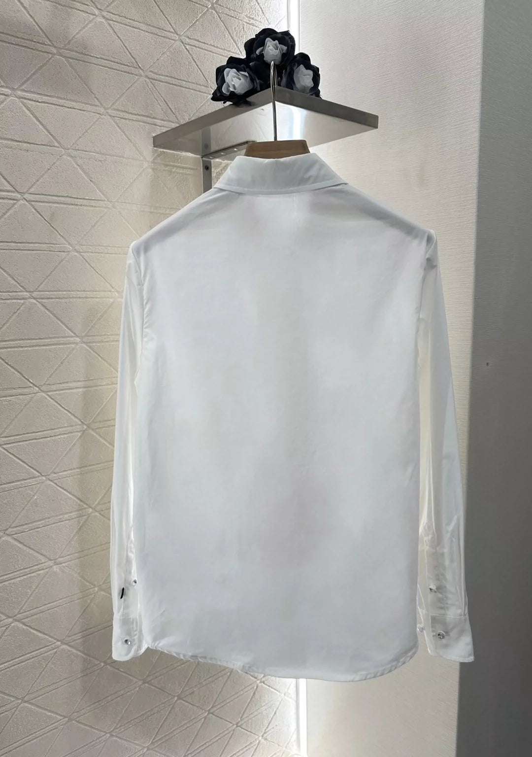 L 25 Spring/Summer New Colorful Embroidery Shirt