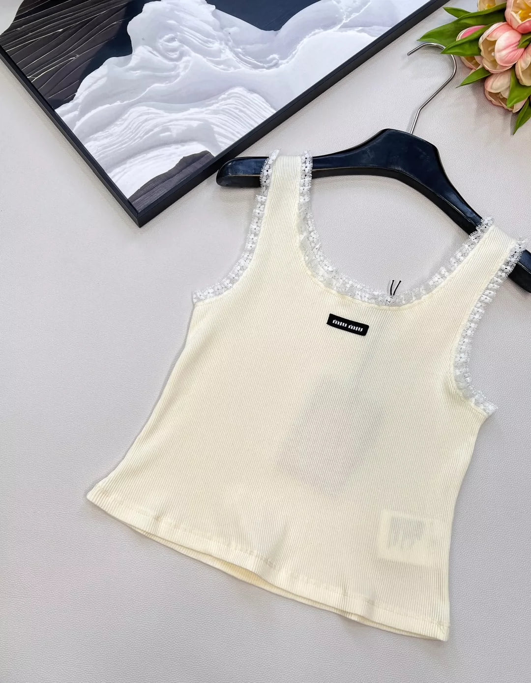 M 25SS Early Autumn New Lace Trimmed Ribbed Vest