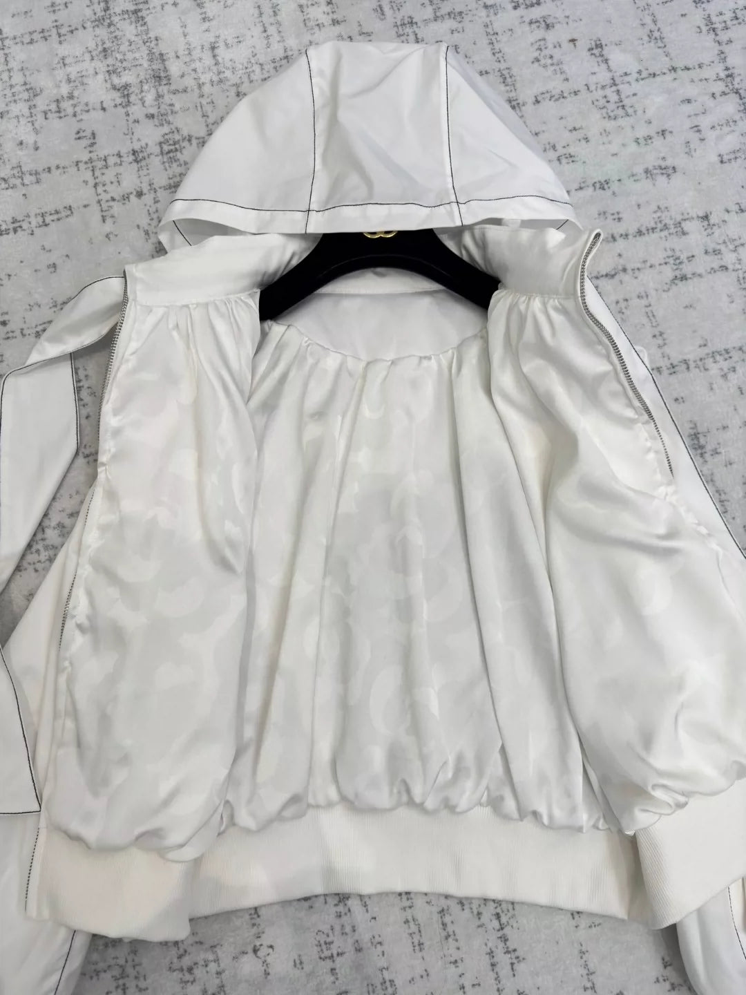 C 25 Spring and Autumn new style Hooded bow tie Embroidered hooded suit