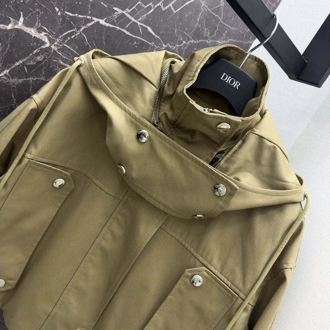 D 25 Neue klassische kurze Windjacke mit Kapuze