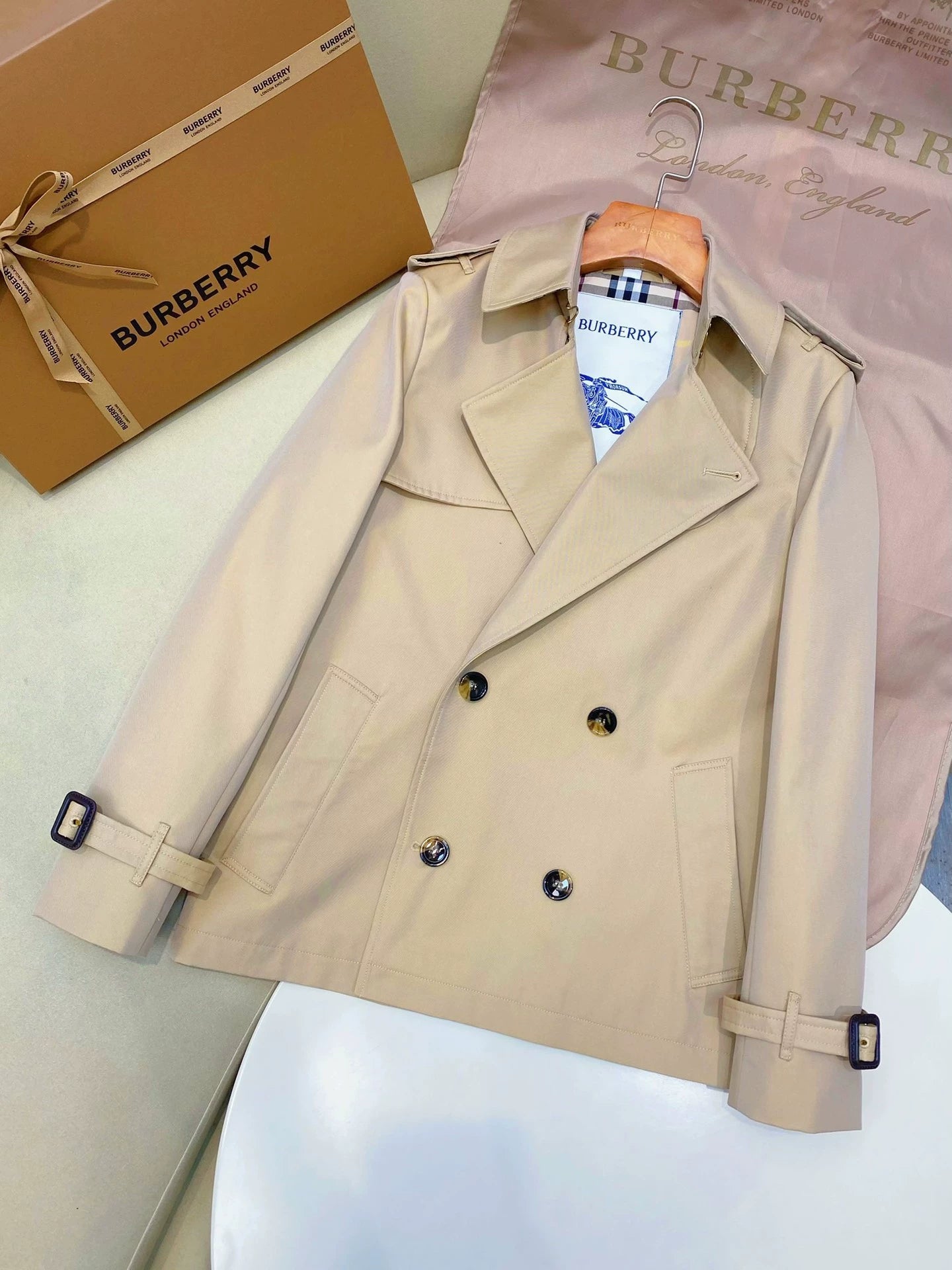 BU 25 new double-breasted short trench coat
